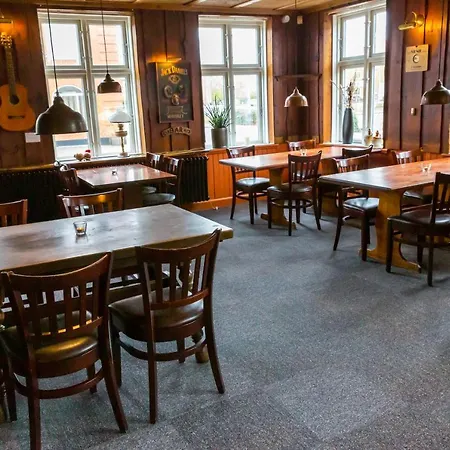 Og Hytteby Hotel 3*
