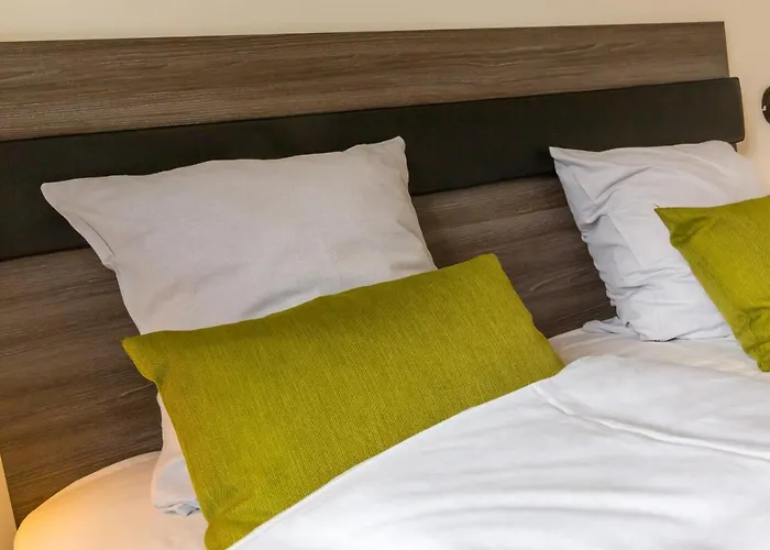 Og Hytteby Hotel