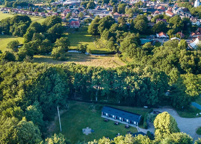 Og Hytteby Hotel Ansager
